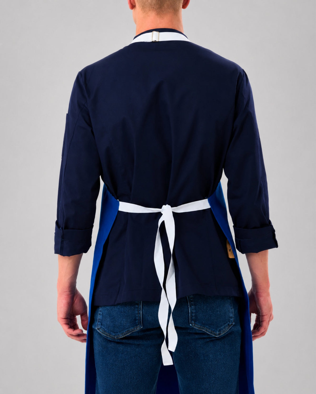 Custom branded henry apron for cafés, restaurants and hospitality businesses – IF Brand Works (view 22)