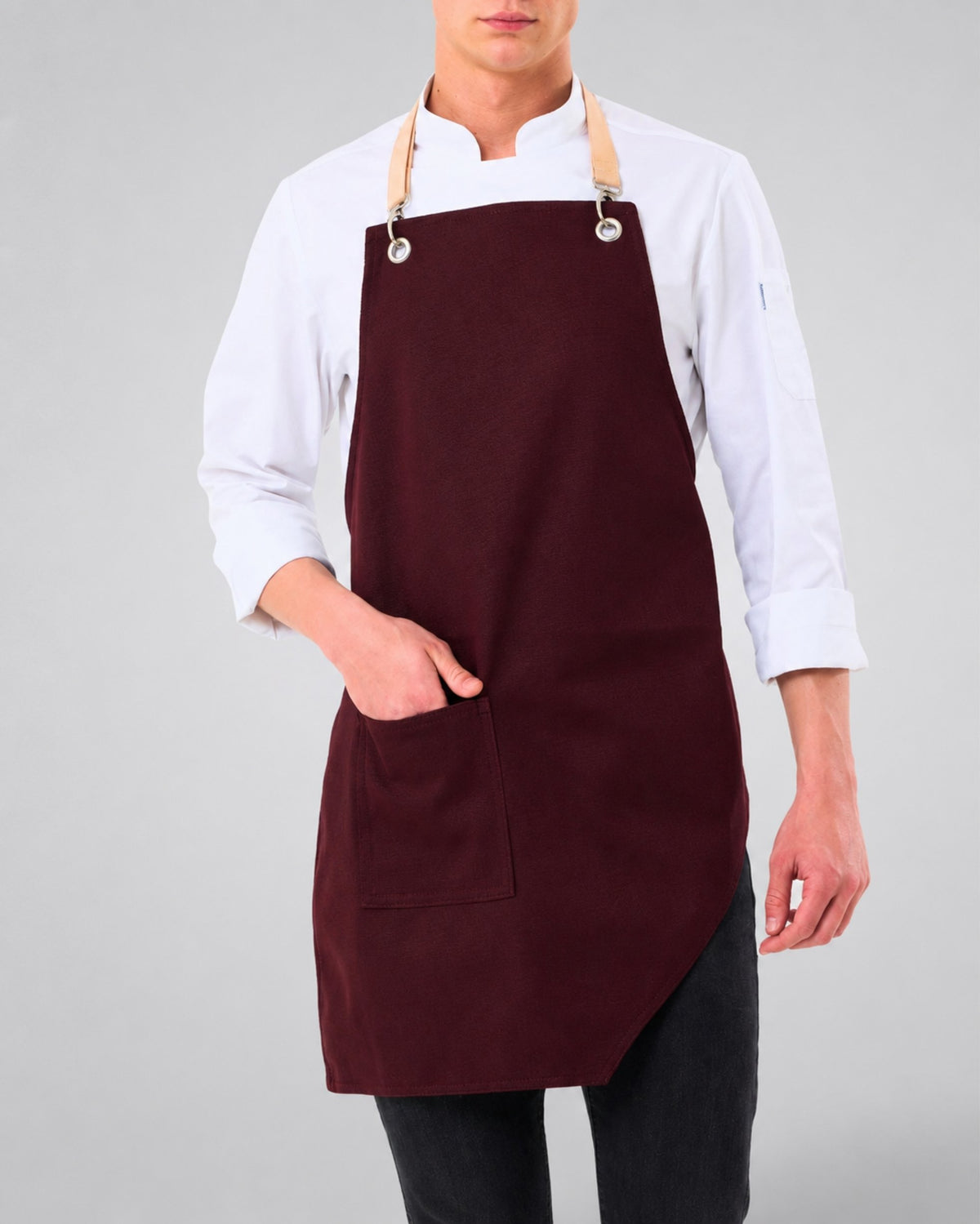Custom branded elizabeth apron for cafés, restaurants and hospitality businesses – IF Brand Works (view 12)