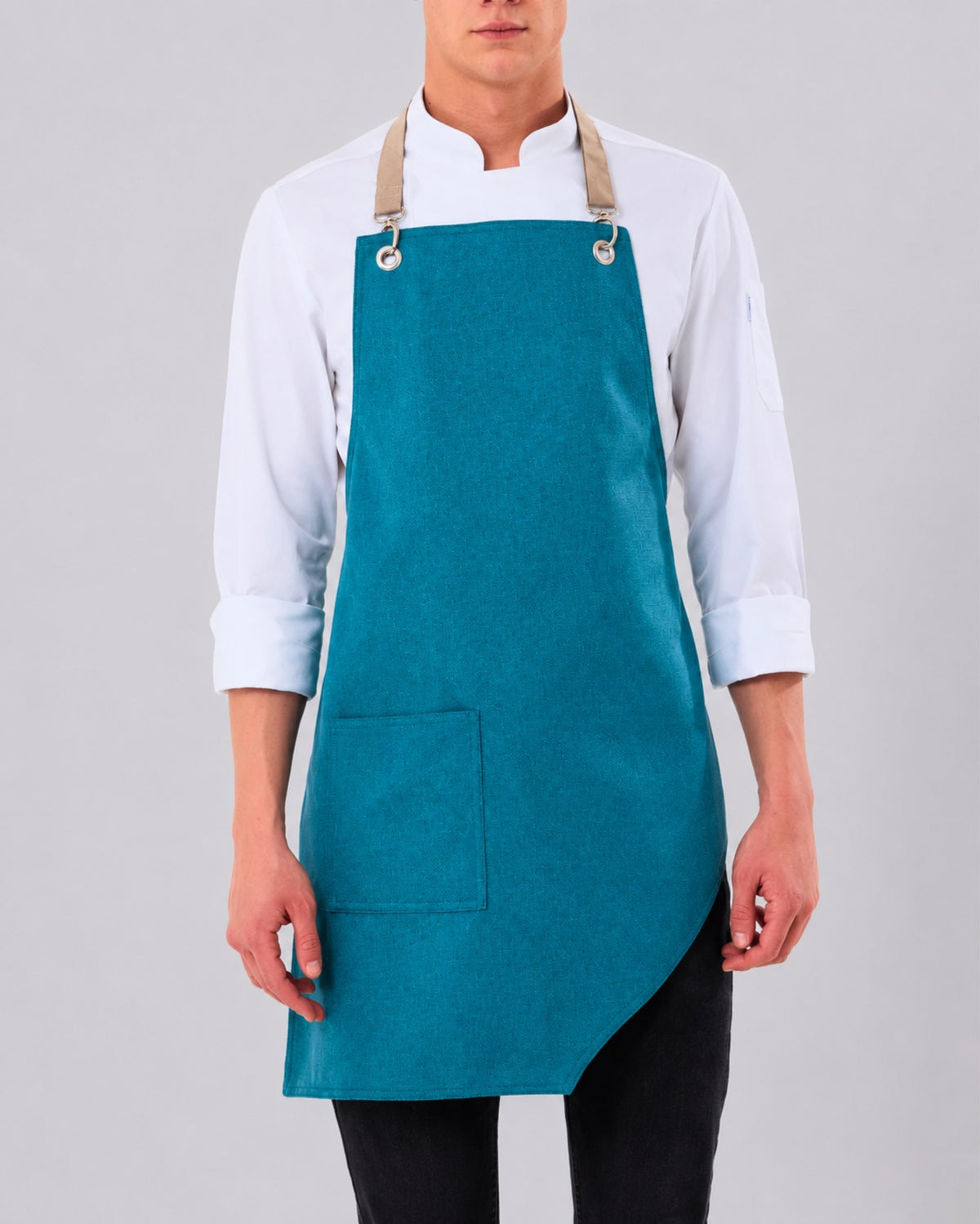 Custom branded elizabeth apron for cafés, restaurants and hospitality businesses – IF Brand Works (view 9)