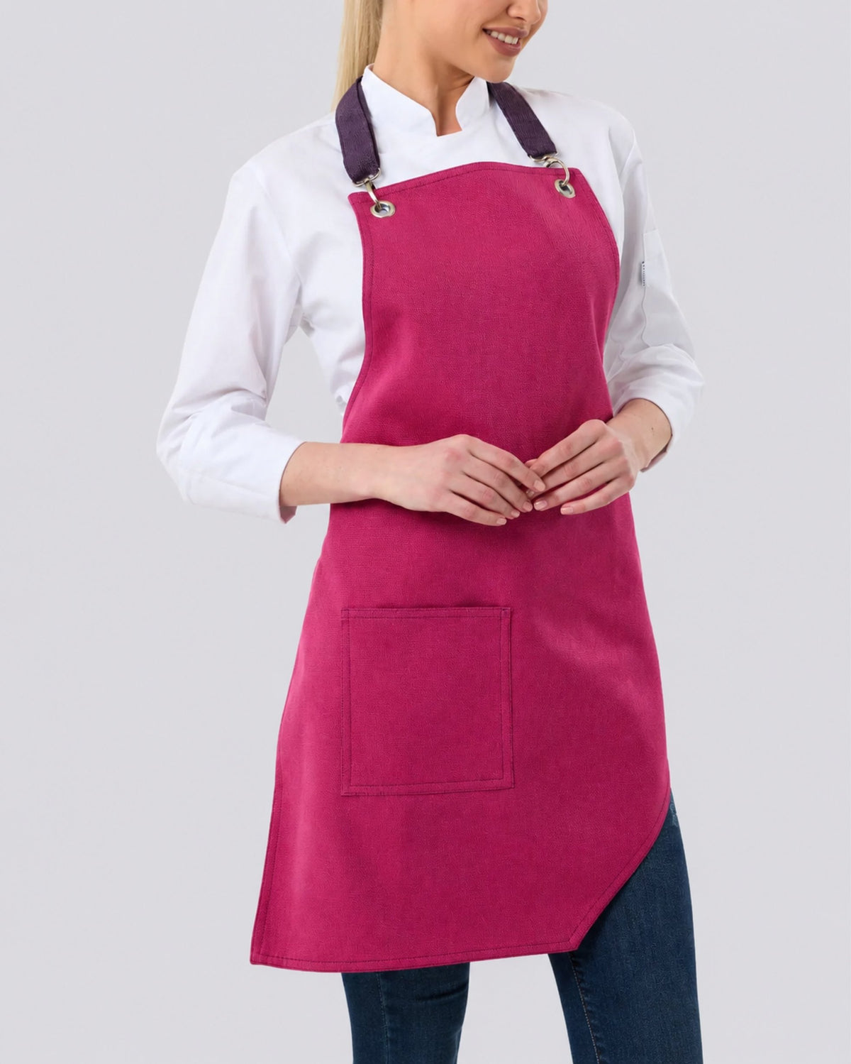 Custom branded elizabeth apron for cafés, restaurants and hospitality businesses – IF Brand Works (view 8)