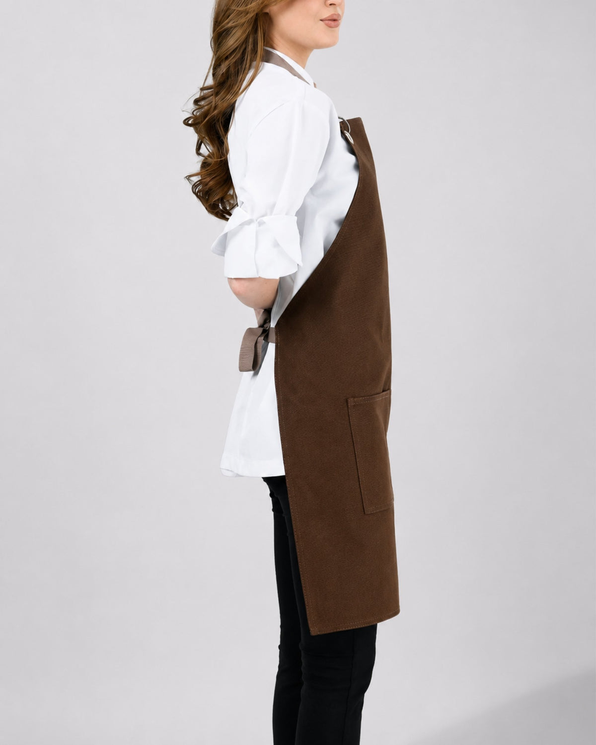 Custom branded elizabeth apron for cafés, restaurants and hospitality businesses – IF Brand Works (view 23)