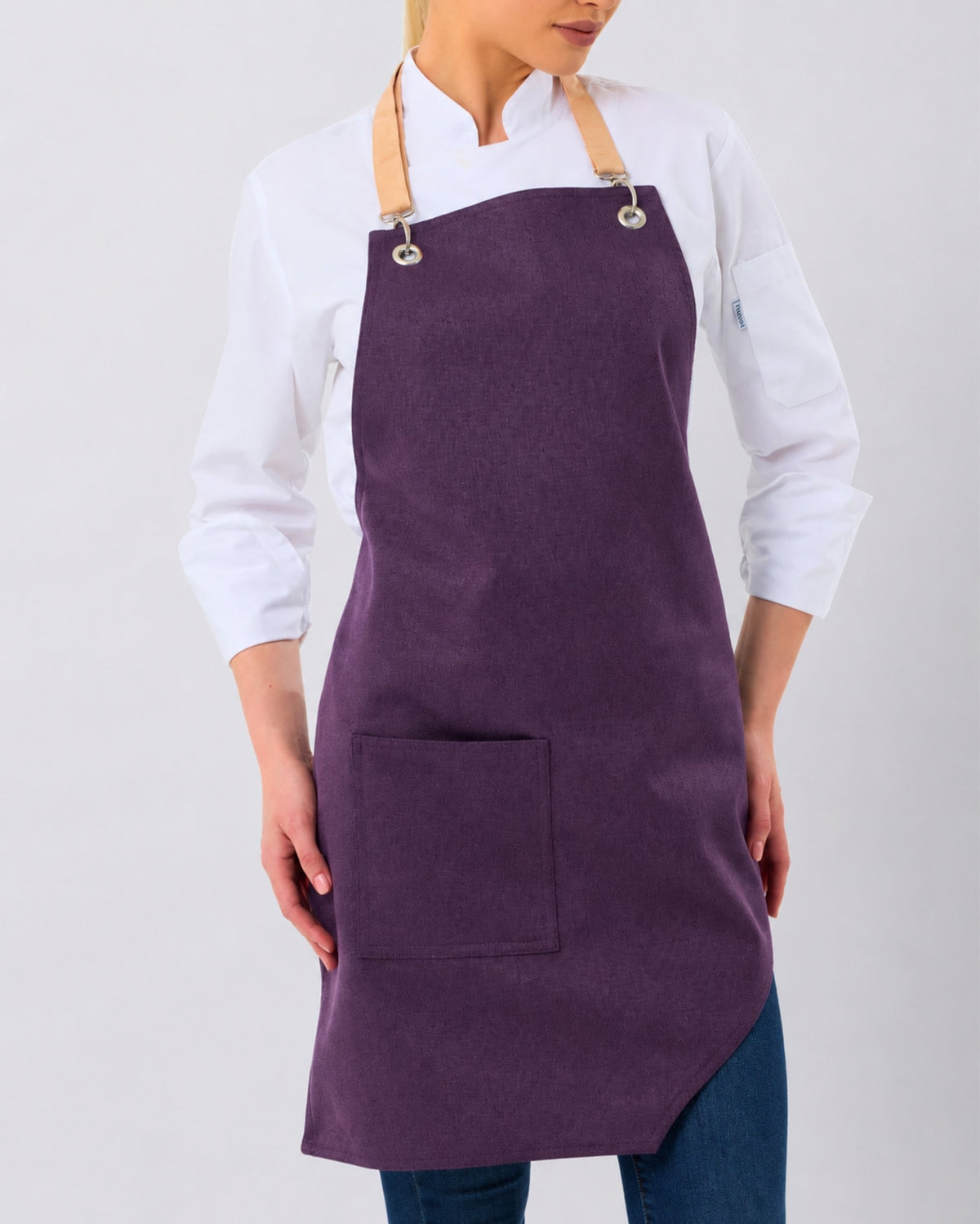 Custom branded elizabeth apron for cafés, restaurants and hospitality businesses – IF Brand Works (view 19)